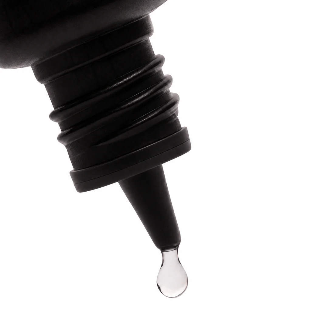 Clear_glue_black_tip